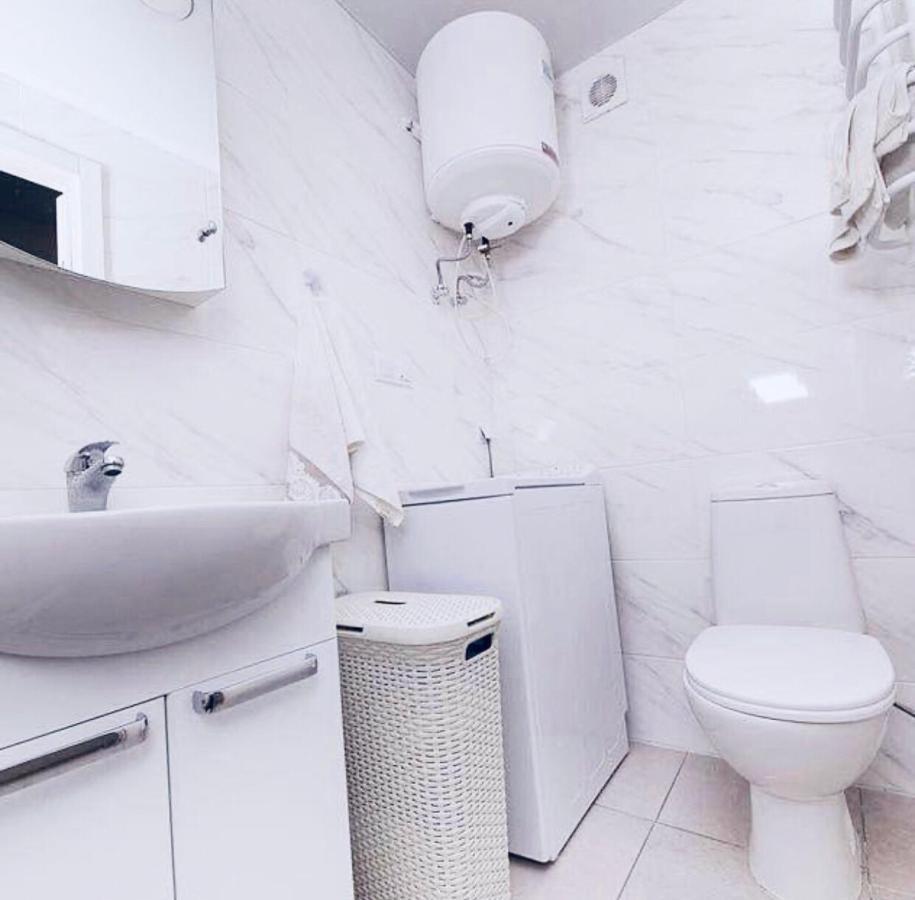 Holiday apart hotel Kiev Buitenkant foto
